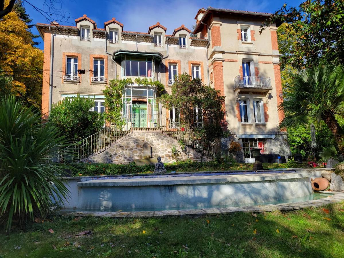 Le Temps Des Cerises Hotel Genolhac Exterior photo